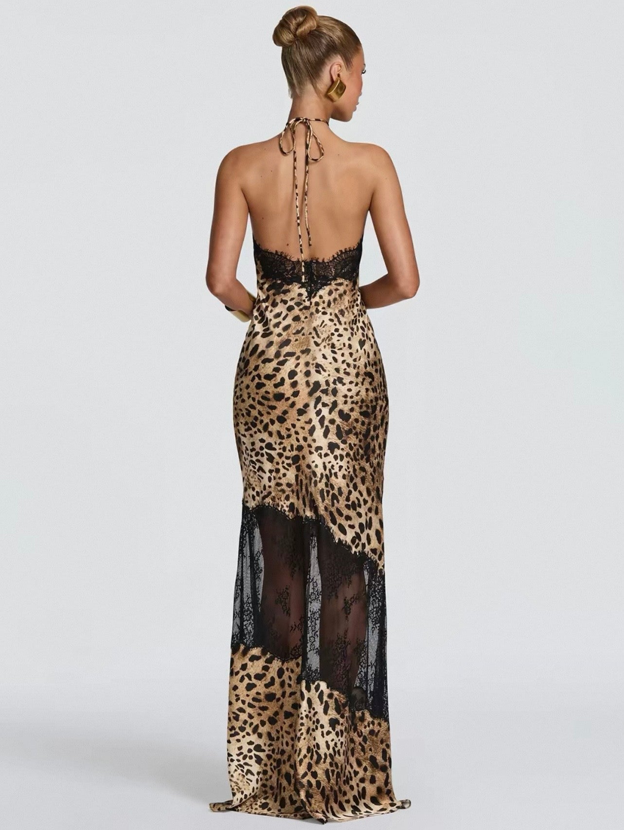 Leo-Neckholderkleid mit Spitze