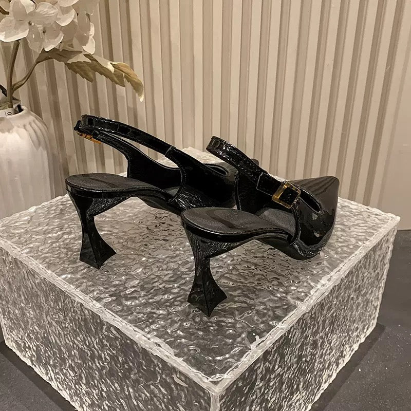 High Heels in Hochglanz