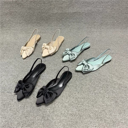 Mules mit Schleife