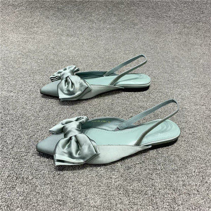 Mules mit Schleife