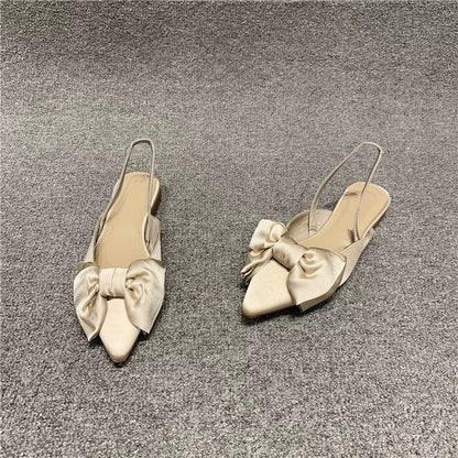 Mules mit Schleife