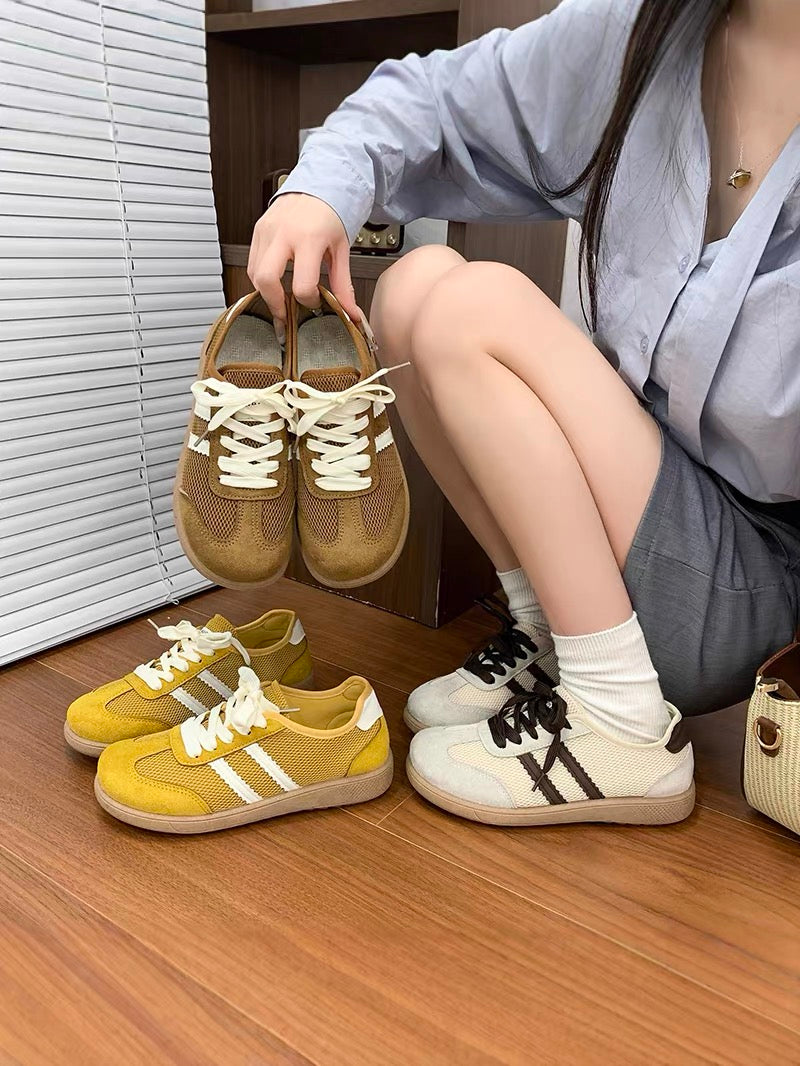 Retro Mesh Sneaker