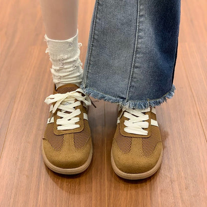 Retro Mesh Sneaker