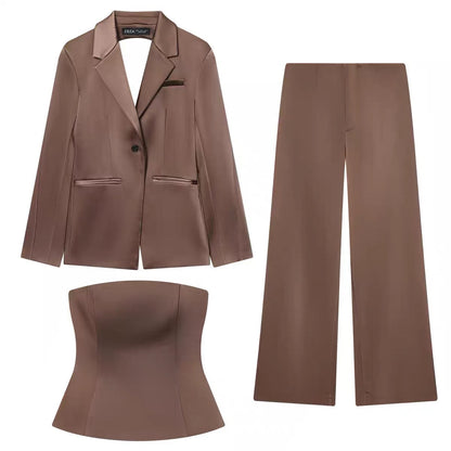 Eleganter 3-Teiler aus Satin